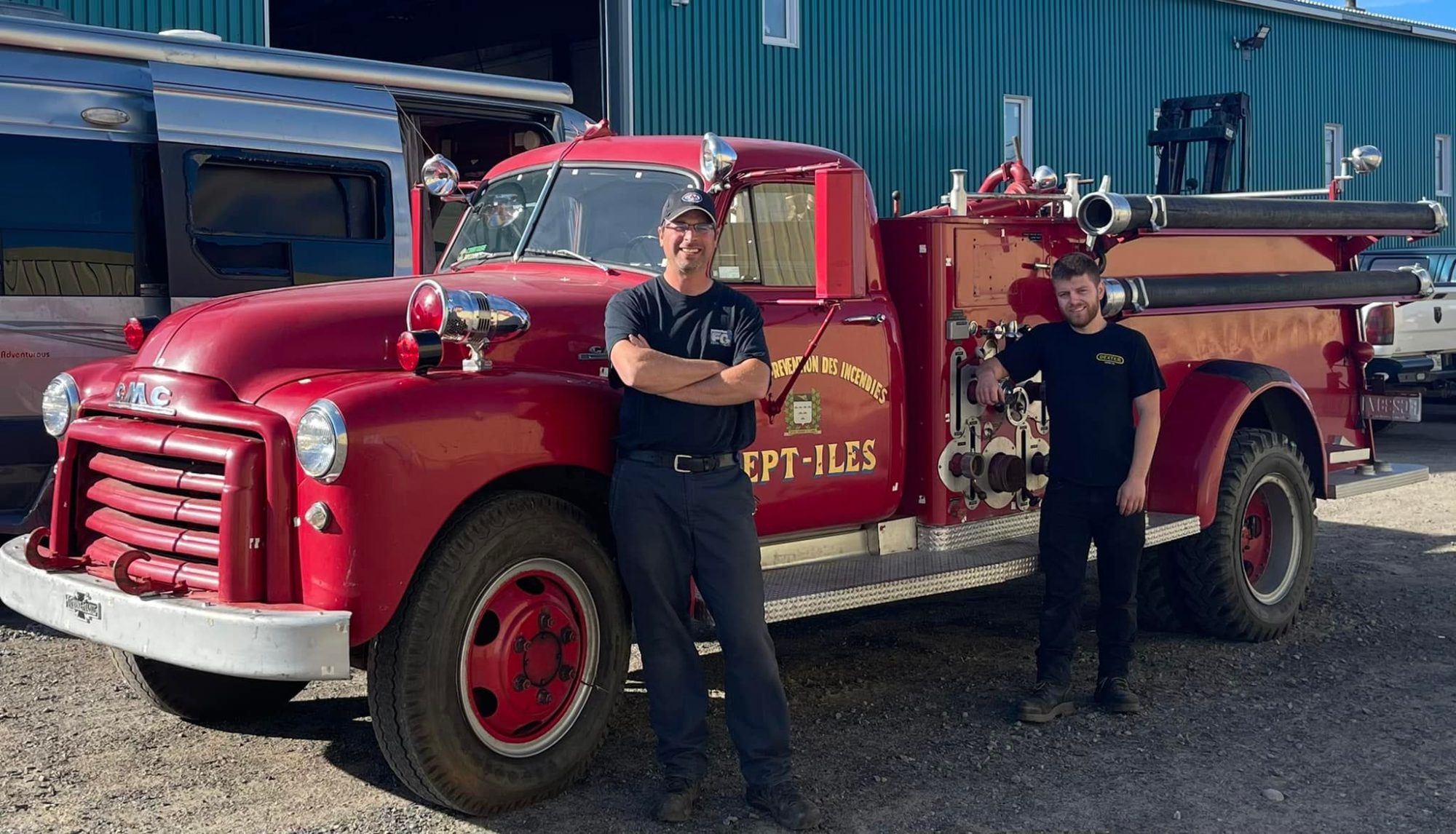 Le camion de pompier restera à Sept-Îles grâce à Remorquage FG - Le  Nord-Côtier